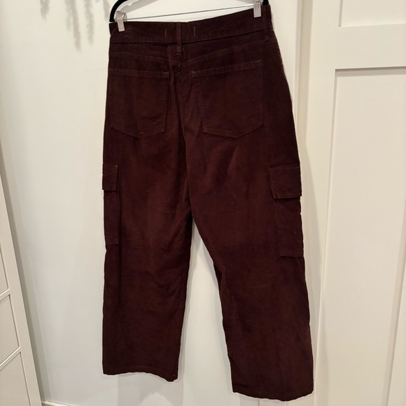 Hollister Ultra High-Rise Baggy Cargo Pants Dark Brown Corduroy Size 30 - Picture 8 of 11